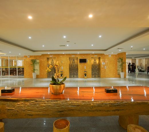 Grand Park Hotel