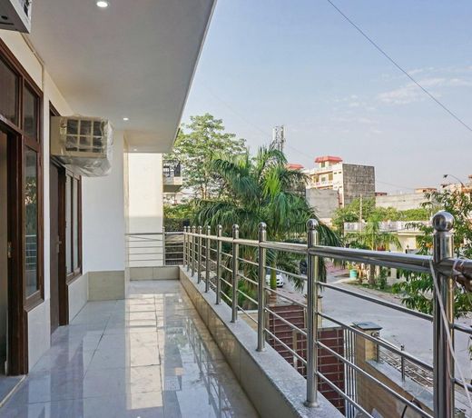 OYO 37169 Hotel Quadis