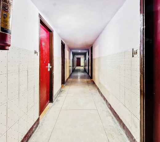 OYO 29077 Hotel Ratandeep