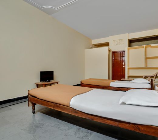 SPOT ON 43890 Kaveri Lodge