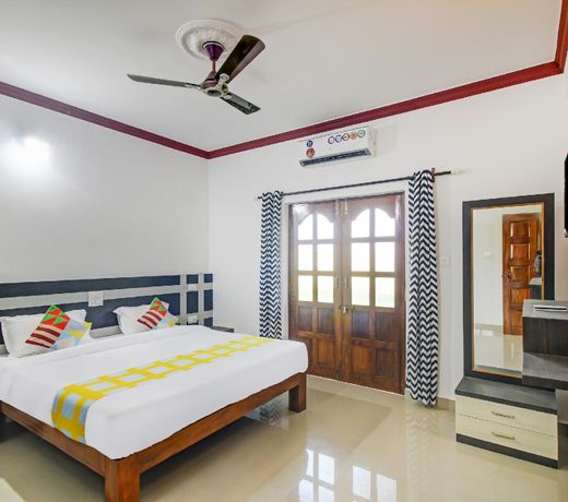 OYO Home 66780 Spacious Studios Baga