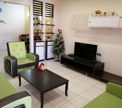 Holiday Homestay