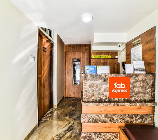 FabExpress Deluxe Comfort
