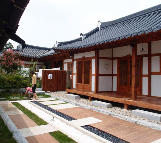 Sarangroo Guesthouse