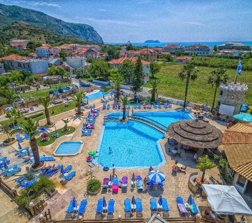 Antonis Apartments Pool Bar