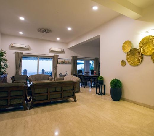Amalfi by Vista Rooms