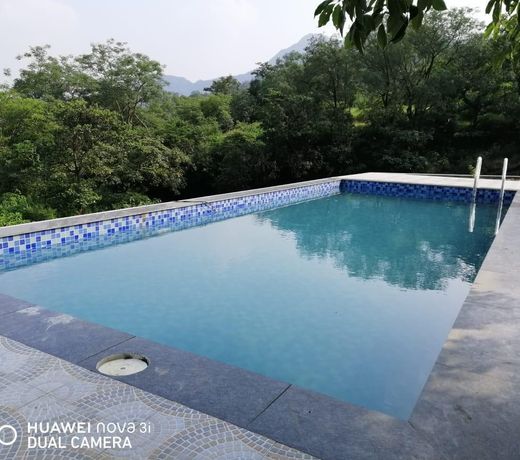 4  BHK  VILLA WITH  PRIVATE  SWIMMING  POOL