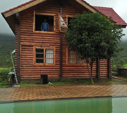 3  BHK  VILLA  WITH  PRIVATE  SWIMMING  POOL
