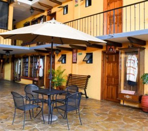 Hotel Tematico Mision Colonial