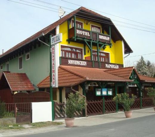 Hotel Napsugar
