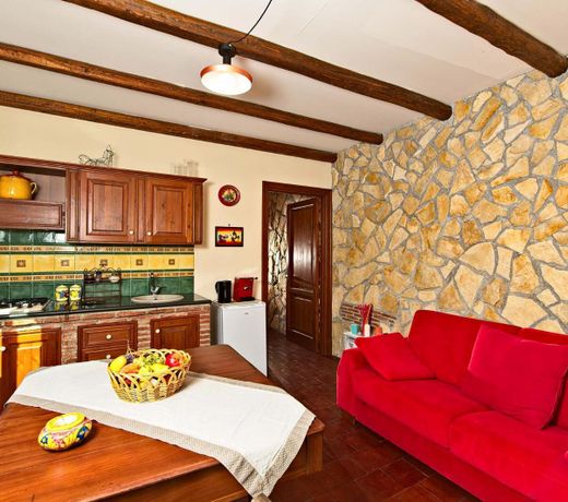 B&B Horse House