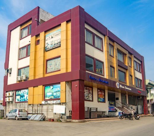 Capital O 29136 Hotel Shivalaya