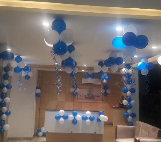 Hotel Crystal Grand