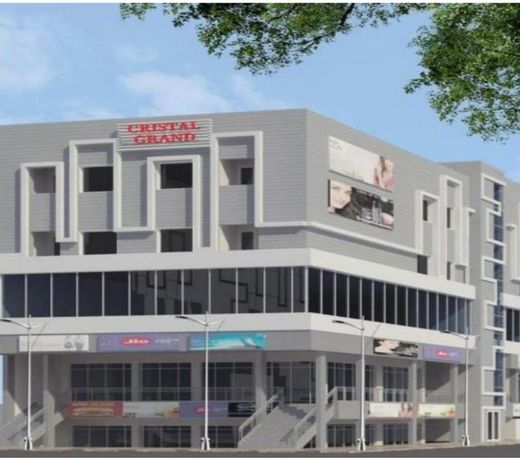 Hotel Crystal Grand