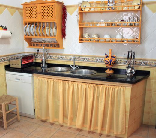 102404 -  House in Alajar
