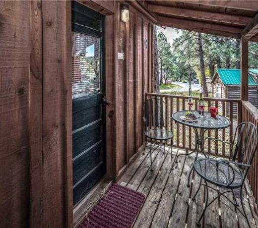 Windchaser, 1 Bedroom, Wood Burning Stove, Midtown, Sleeps 3