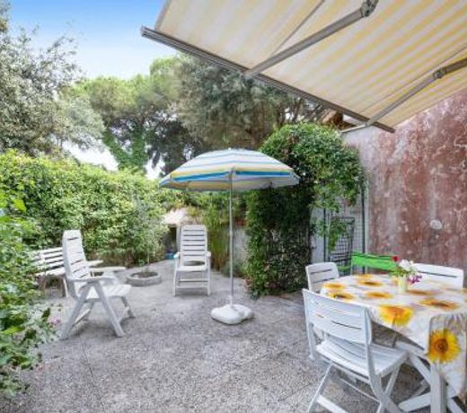 3 bedrooms house at Sabaudia 800 m away from the beach with lake view and enclosed garden