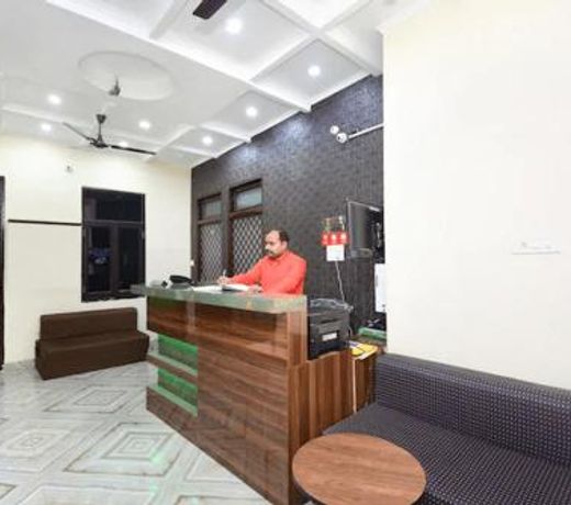 OYO 30743 Hotel Himalayan