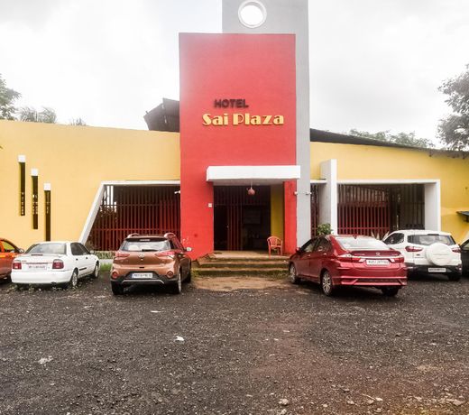 OYO 28072 Sai Plaza