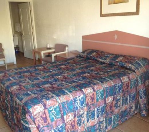 Redwood Motel