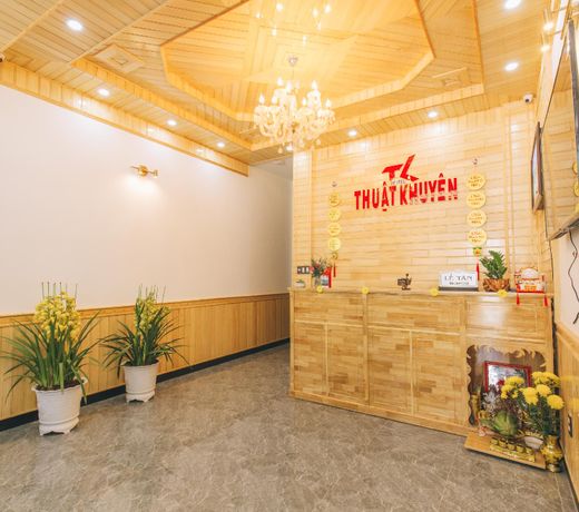 THUáº¬T KHUYÃN HOTEL