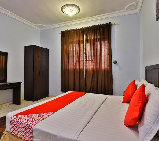 OYO 431 Marina Taiba Hotel