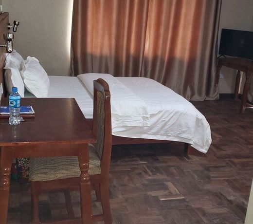 Rocy Hotel