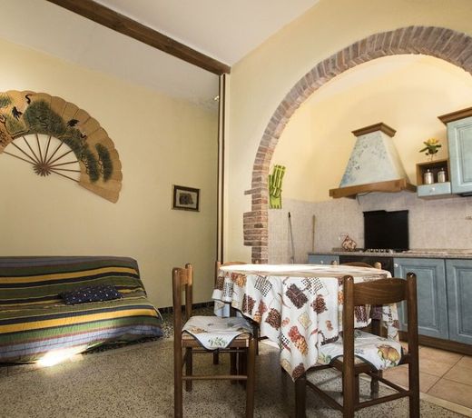Rustic Tuscan style apartment