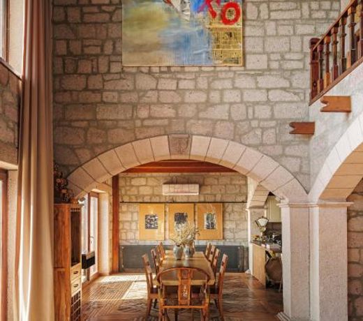 Simurg Inn