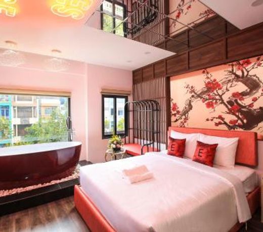 EROS Hotel