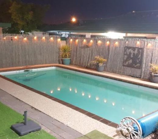 Smerdon Lodge Motel