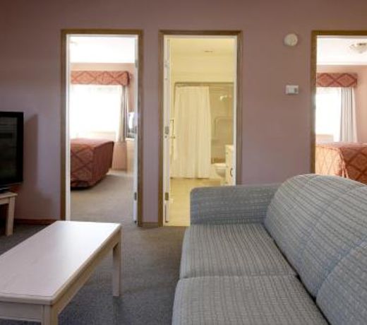 Bow River Inn