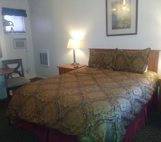 Cedar Lodge