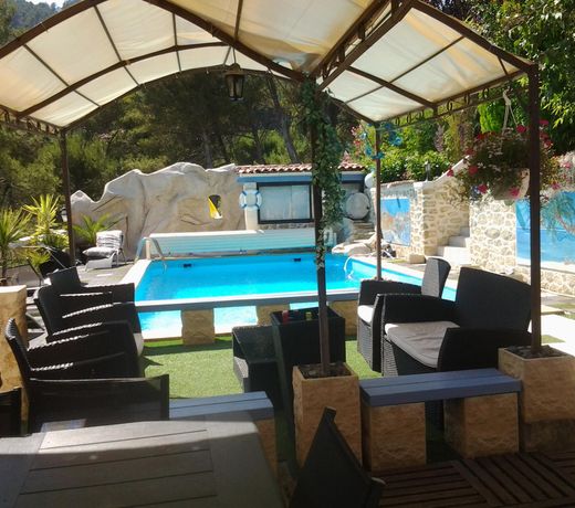 DOMAINE DE CADOLIVE