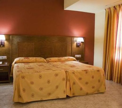 Hotel Perales