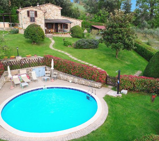 Private Villa Tuscany for honeymooners & holiday