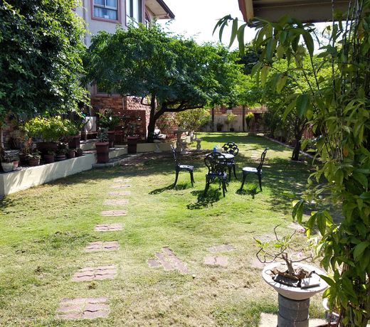 Hundred Islands Guest House