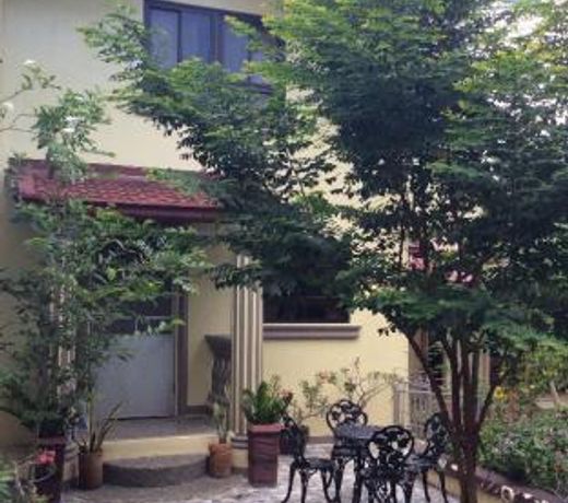Hundred Islands Guest House