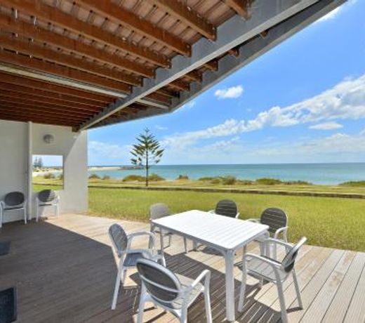 Sea Side Villa 10.1