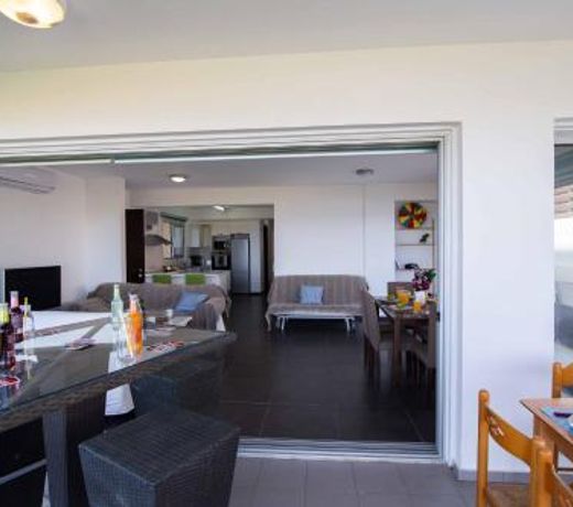 Apartment Trident 4