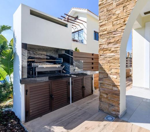 Serenity Seafront Villa