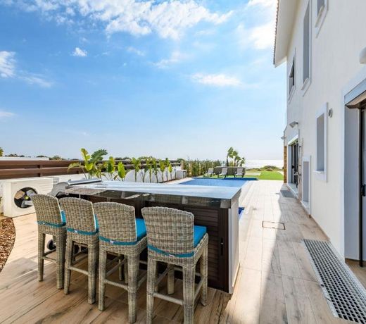 Serenity Seafront Villa