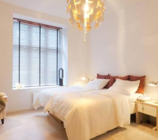 Exquisite apartment, most convenient location, Apt 5.