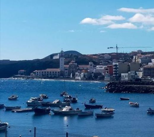 Candelaria vistas al mar