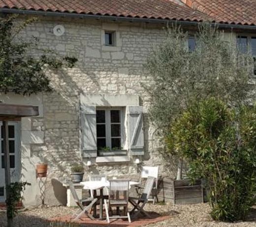 Le Clos des Fayes