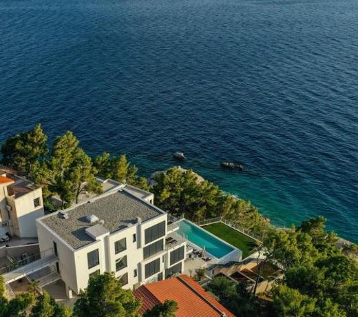 Villa Bacana a luxury villa in Brela, seafront