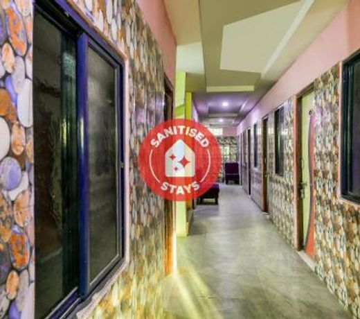 SPOT ON 70774 Hotel Rajshree