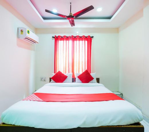 OYO 70927 Hotel Hyderabad Continental