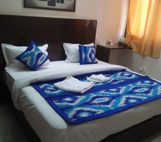 hotel feather