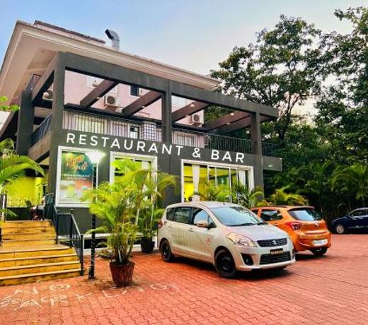 4BHK SPARKLING APARTMENT NEAR BEACH POOL & BAR 2bhkX2